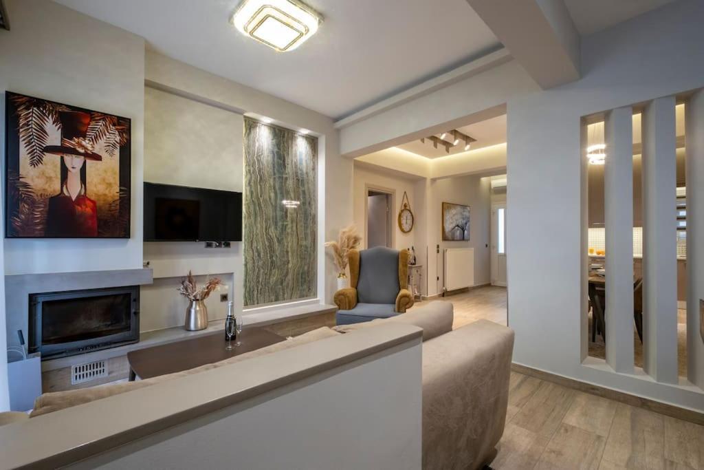 Maison De Luxx A10, Cozy Apartment With Garden In لاريسا المظهر الخارجي الصورة